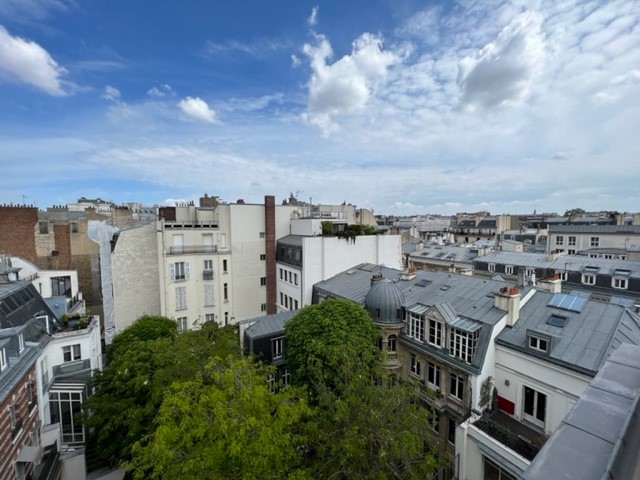 Installation de meubles pour une expatriée