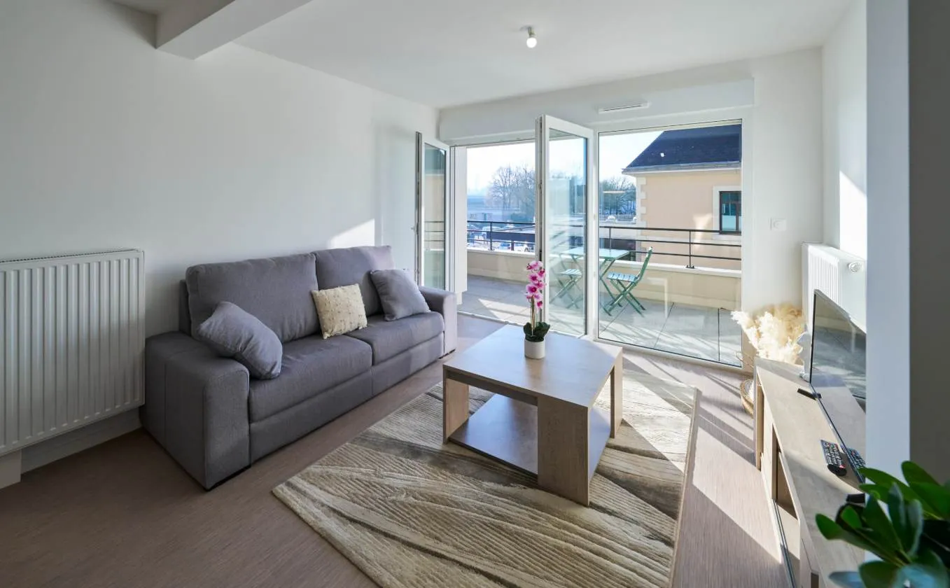 Aménagement d’appartements témoins salon aménagé